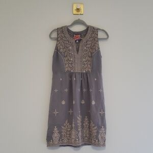 Johnny Was Mini Dress XS Gray Linen Gold Embroidered Babydoll Empire Boho Artsy